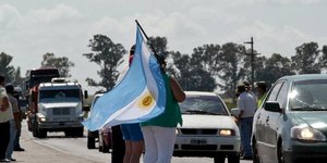 (ΑΠΕ/ EPA/RICARDO SANTELLΑN)