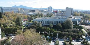 Θυμίζει...  πανεπιστήμιο πλέον το ΑΠΘ [εικόνες] 