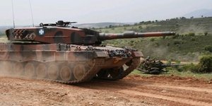 Άρμα μάχης παρέσυρε και τραυμάτισε σοβαρά 21χρονο λοχία