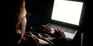 «Ψηφιακή» 10χρονη έπιασε στα... δίχτυα της 1.000 παιδόφιλους