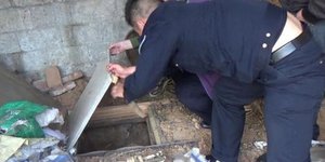 Ο πιο... αξιολύπητος άνδρας στην ιστορία - Αιχμαλώτισε την πρώην σύζυγο του σε κ