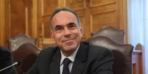 Αρβανιτόπουλος: Κουλούρι και τυρί σε όλους τους μαθητές από το τέλος του μήνα 