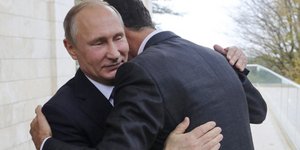 Ο Πούτιν με τον Ασαντ (Φωτογραφία: AP/ Mikhail Klimentyev)