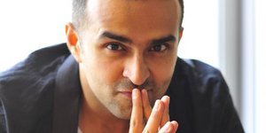 Ασίς Τακάρ: Στα 12 έτρεχε να γλιτώσει από τη γενοκτονία στη Ρουάντα