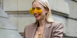 Fashionista με σακάκι/Shutterstock