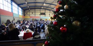 Στιγμιότυπο από παλαιότερο χριστουγεννιάτικο γεύμα για αστέγους / Φωτογραφία: EUROKINISSI