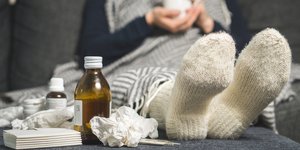 Αντιμετωπίζοντας την ασθένεια -Με σιρόπι και φάρμακα