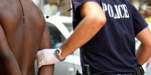 Καταγγελίες για βιαιοπραγίες Αστυνομικών σε βάρος αλλοδαπών σε τμήμα του Πειραιά
