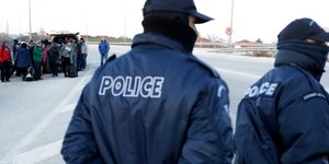 Αστυνομικοί στα σύνορα με την Τουρκία / Φωτογραφία: AP Images