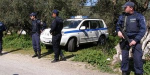 Πυροβόλησε με καραμπίνα σε αστυνομικό τμήμα!