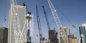 Ψηλά στον ουρανό της Μελβούρνης κυματίζει η Γαλανόλευκη