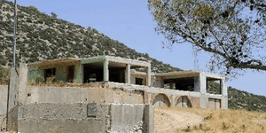 «Παγώνουν» μέχρι τις εκλογές οι κατεδαφίσεις αυθαιρέτων