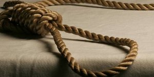 Θρήνος στην Πάτρα από νέα αυτοκτονία – 43χρονη κρεμάστηκε από μονόζυγο