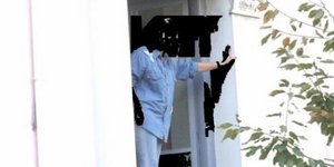Απειλούσε να βουτήξει στο κενό από το Δημαρχείο της Πάτρας για 20 ευρώ