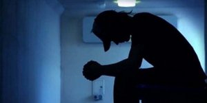 Ανεργία και φτώχεια οπλίζουν το χέρι του αυτόχειρα