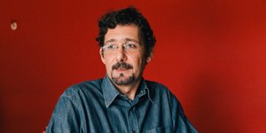 Γιώργος Αυγερόπουλος: Η δημοκρατία είναι το πρώτο θύμα της κρίσης -Κομματιάζεται