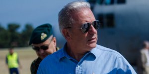 Ολο το παρασκήνιο της επιλογής Αβραμόπουλου για την Κομισιόν: Γιατί τον επέλεξαν