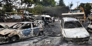 Μάτι-η επόμενη μέρα/Φωτογραφία: Eurokinissi/ΤΑΤΙΑΝΑ ΜΠΟΛΑΡΗ
