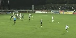 Καταπληκτικό γκολ μέσου με εκτέλεση φάουλ από τα 45 μέτρα [βίντεο]