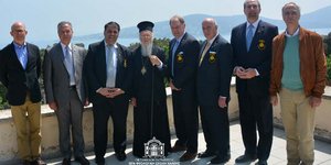 Ο Οικουμενικός Πατριάρχης Βαρθολομαίος με κλιμάκιο της οργάνωσης AHEPA. Φωτογραφία: Θεολογική Σχολή Χάλκης