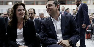 Ο κ. Τσίπρας με την κ. Μπαζιάνα (Φωτογραφία: SOOC/ ΚΩΝΣΤΑΝΤΙΝΟΣ ΤΣΑΚΑΛΙΔΗΣ)