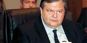 Οξύτατες αντιδράσεις ΣΥΡΙΖΑ στις δηλώσεις Βενιζέλου