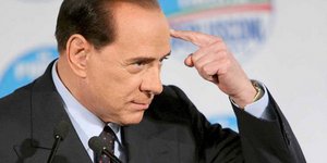 Μπερλουσκόνι: Η Δημοκρατία τελείωσε με την καταδίκη μου