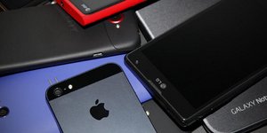 Τι μισούν όλοι στο smartphone τους -Τα βασικά παράπονα για τις δημοφιλέστερες συ