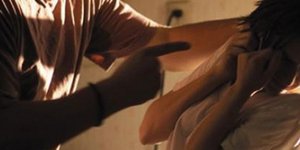 Πάνω από 7.000 γυναίκες στην Ελλάδα τόλμησαν να καταγγείλουν την κακοποίηση τους