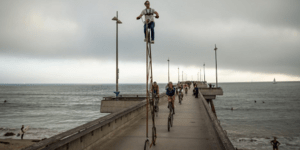 Aυτό είναι το ψηλότερο ποδήλατο του κόσμου [εικόνες + βίντεο]