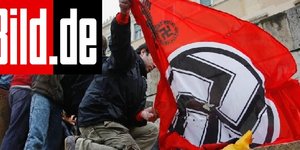 Bild: Μην μας λέτε Ναζί