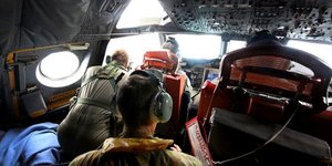 Βρήκαν κι άλλα αντικείμενα ψάχνοντας το Boeing -Ακόμη δεν έχουν περισυλλέξει τίπ