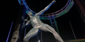 Το άγαλμα του Γιουσέιν Μπολτ στο Κίνγκστον (Φωτογραφία: Twitter)