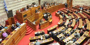 Συστηματική η απουσία στελεχών της κυβέρνησης από τη Βουλή