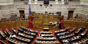 Συνεδρίαση στη Βουλή (Φωτογραφία: EUROKINISSI/ ΓΙΑΝΝΗΣ ΠΑΝΑΓΟΠΟΥΛΟΣ)
