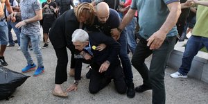 Σοκ από την επίθεση στον Γιάννη Μπουτάρη (Φωτογραφία: EUROKINISSI)