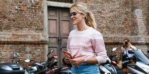 Mια street style εμφάνιση/ Φωτογραφία: Shutterstock