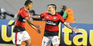 Απίστευτη αλλαγή σε αγώνα ποδοσφαίρου: Ο Μάικλ Τζάκσον μπήκε στη θέση του Τζον Λ