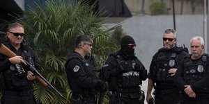 21 νεκροί σε απόπειρα απόδρασης από φυλακές