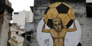 Ο τοίχος είχε τη δική του ιστορία -Τα γκράφιτι της οργής και του θυμού κατά του 