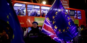 Η βρετανική κοινήγνώμη παραμένει διχασμένη για το Brexit (Φωτογραφία: AP/Matt Dunham)