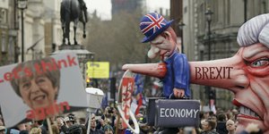 Μεγάλη διαδήλωση κατά του Βrexit το Σάββατο/ Φωτογραφία: AP- Tim Ireland