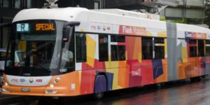 Οικολογικό ηλεκτρικό λεωφορείο φορτίζεται σε 15 δευτερόλεπτα [βίντεο]