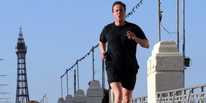 «Ηχηρή» παρέμβαση του Βρετανού πρωθυπουργού για την ρύπανση: Είναι δυσάρεστο