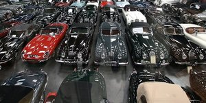 O πλουσιότερος άνθρωπος σε αυτοκίνητα -Ενα γκαράζ με 450 πολύτιμες αντίκες 