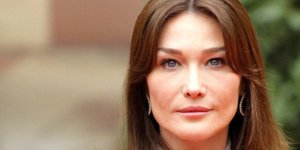 Δύσκολοι καιροί για μια πρώην κυρία -Παρουσιάστρια εκπομπής θα γίνει η Κάρλα Μπρ