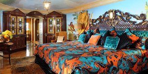 Η έπαυλη του Versace έγινε ξενοδοχείο -Η πισίνα με τη μέδουσα