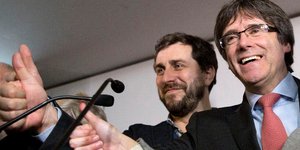 Περιχαρής ο Κάρλες Πουτζντεμόν μετά το χθεσινό αποτέλεσμα (Φωτογραφία: ΑΡ)