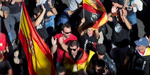 Ιδιαίτερα κρίσιμες οι επόμενες 48 ώρες για την Καταλονία / Φωτογραφία: (AP Photo/Paul White)