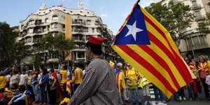 Κάλπες στις Νοεμβρίου στην Καταλονία -Ψηφίζουν για την ανεξαρτησία τους